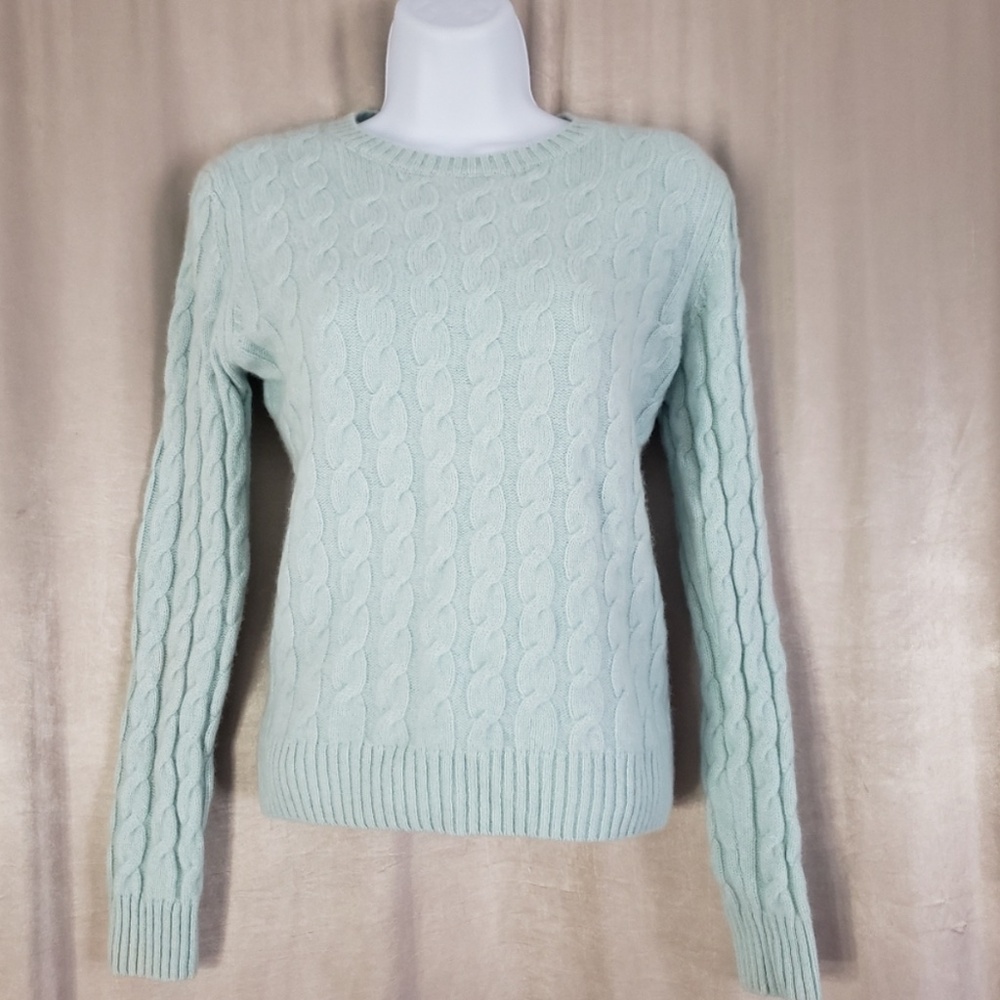 NWOT Lord & Taylor light blue cable knit cashmere sweater Womens Medium
